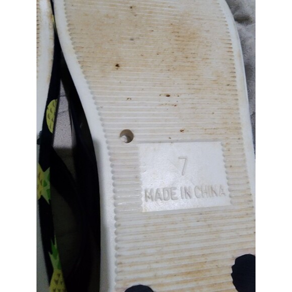 Nautica Flip Flops Sandals Women's Size 7  Pineapple 🍍 Pattern Black And Yellow - Picture 4 of 4